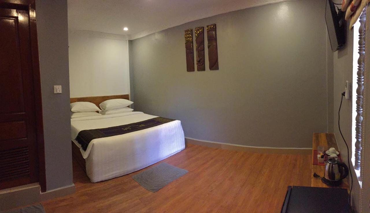 1953 Siem Reap Hostel Экстерьер фото