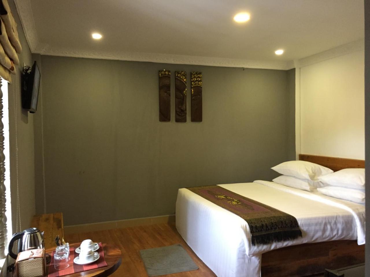 1953 Siem Reap Hostel Экстерьер фото