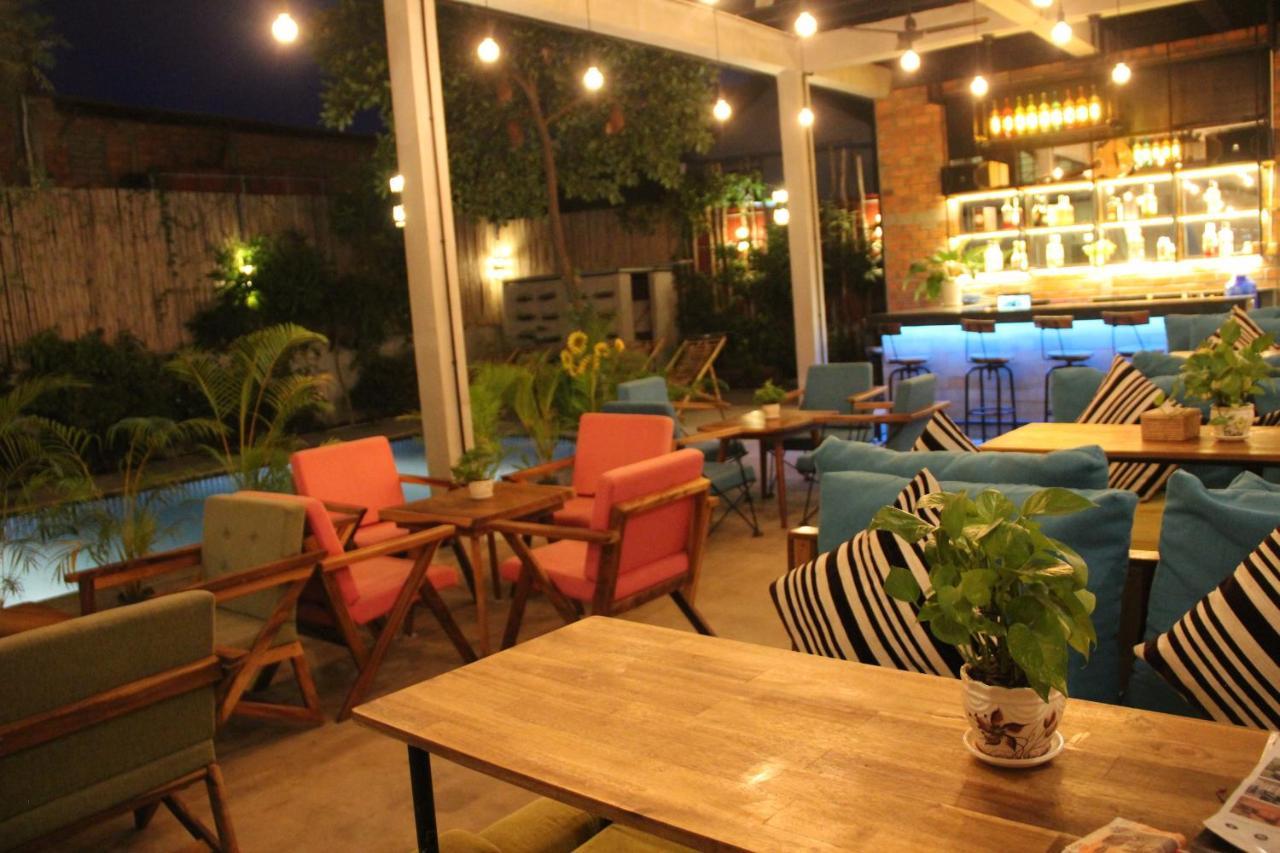 1953 Siem Reap Hostel Экстерьер фото