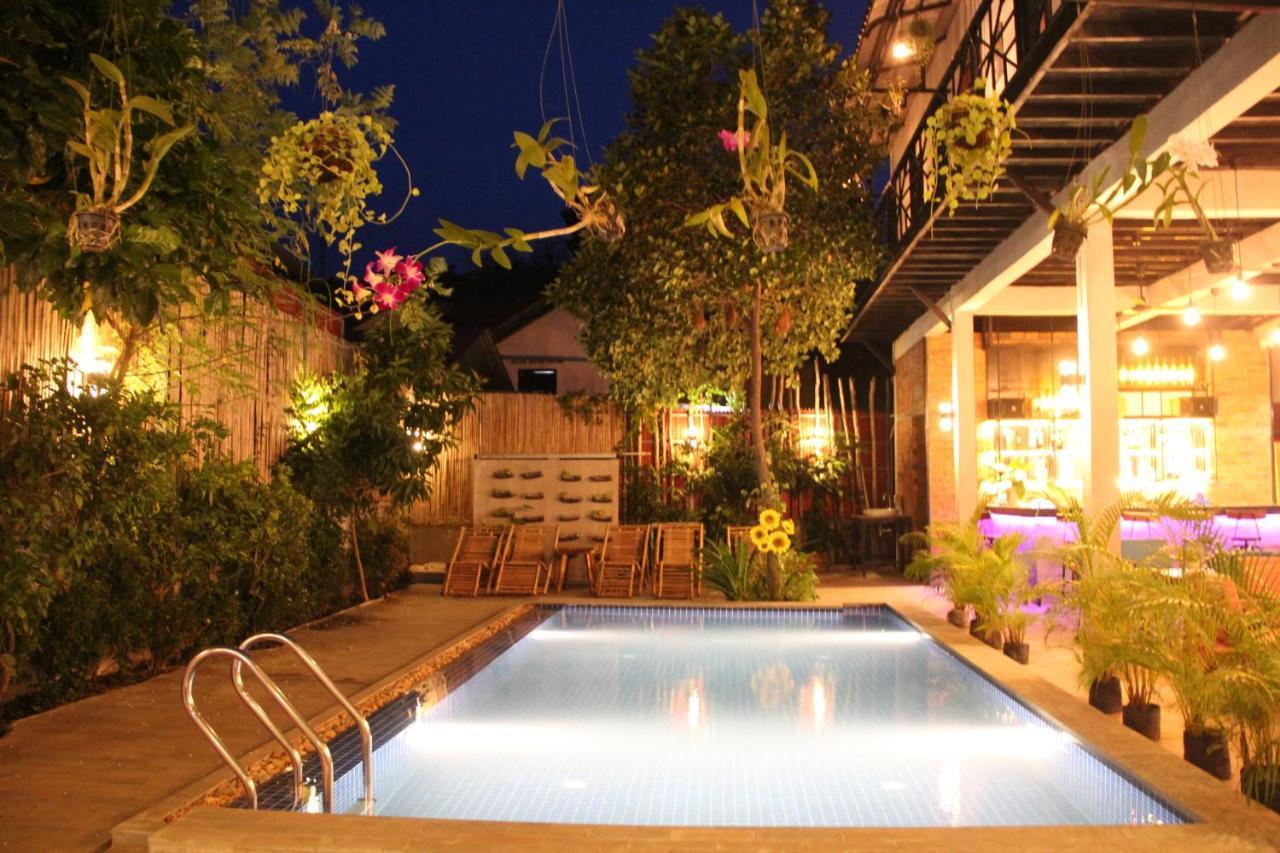 1953 Siem Reap Hostel Экстерьер фото